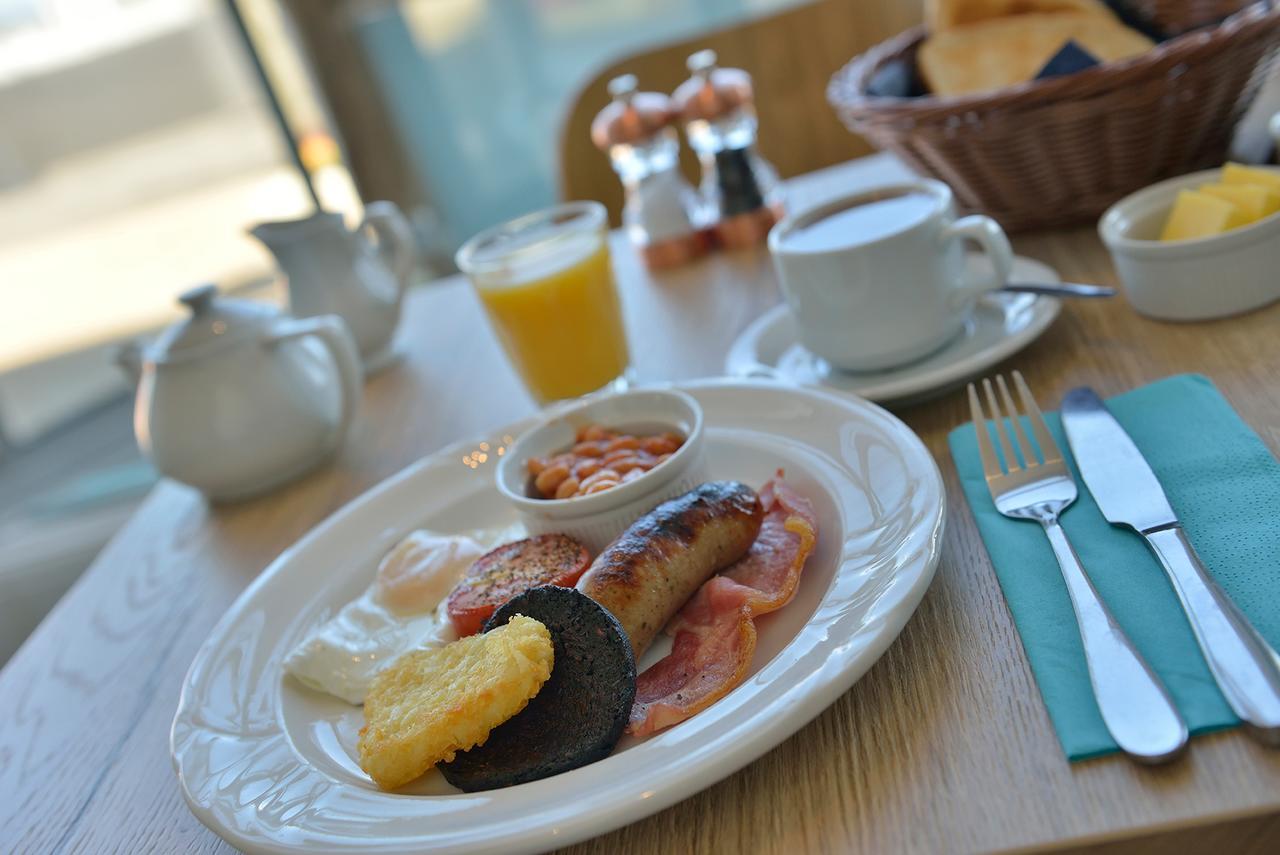 Driftwood Inn Saint Saviour Restoran foto