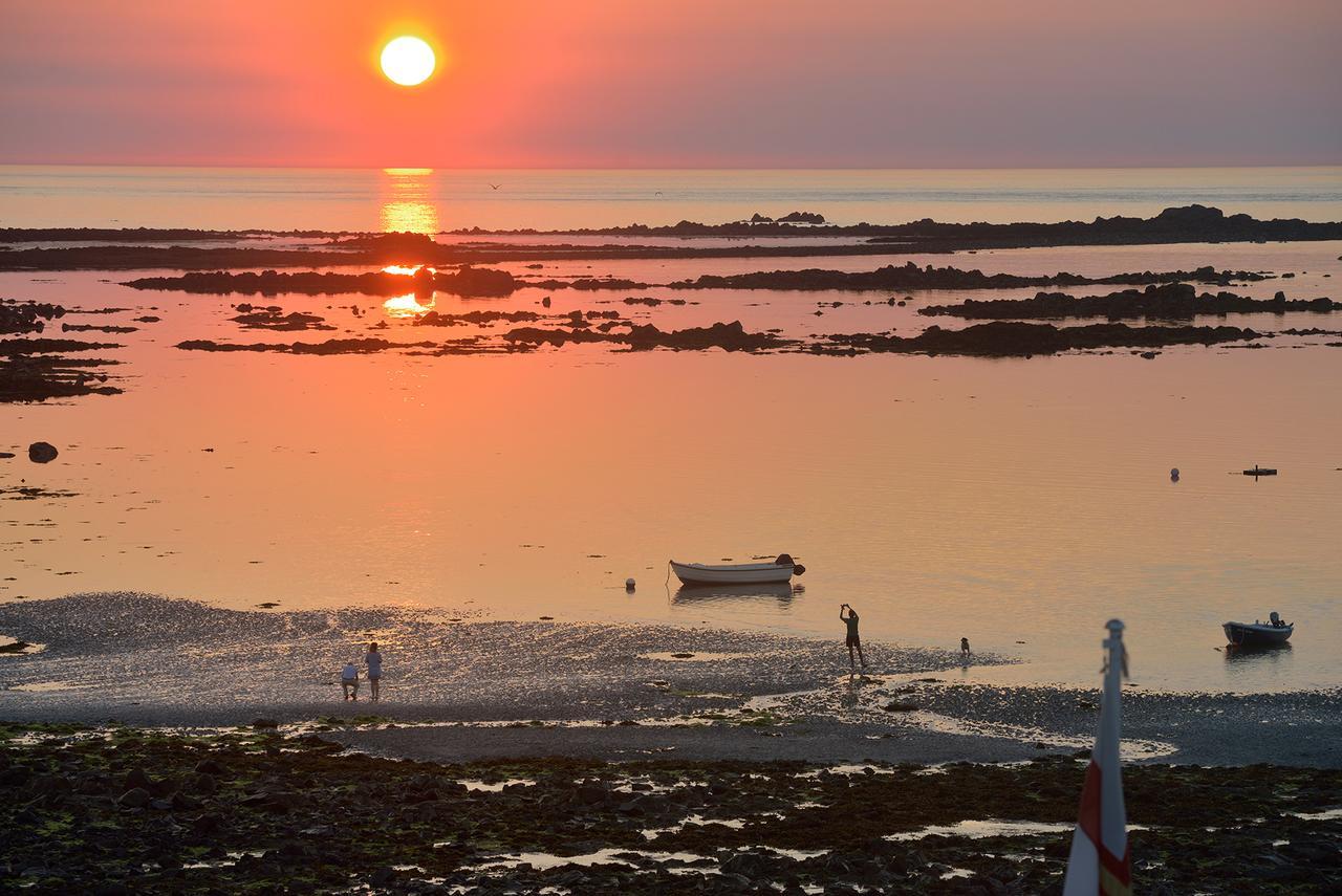 Driftwood Inn Saint Saviour Fasilitas foto